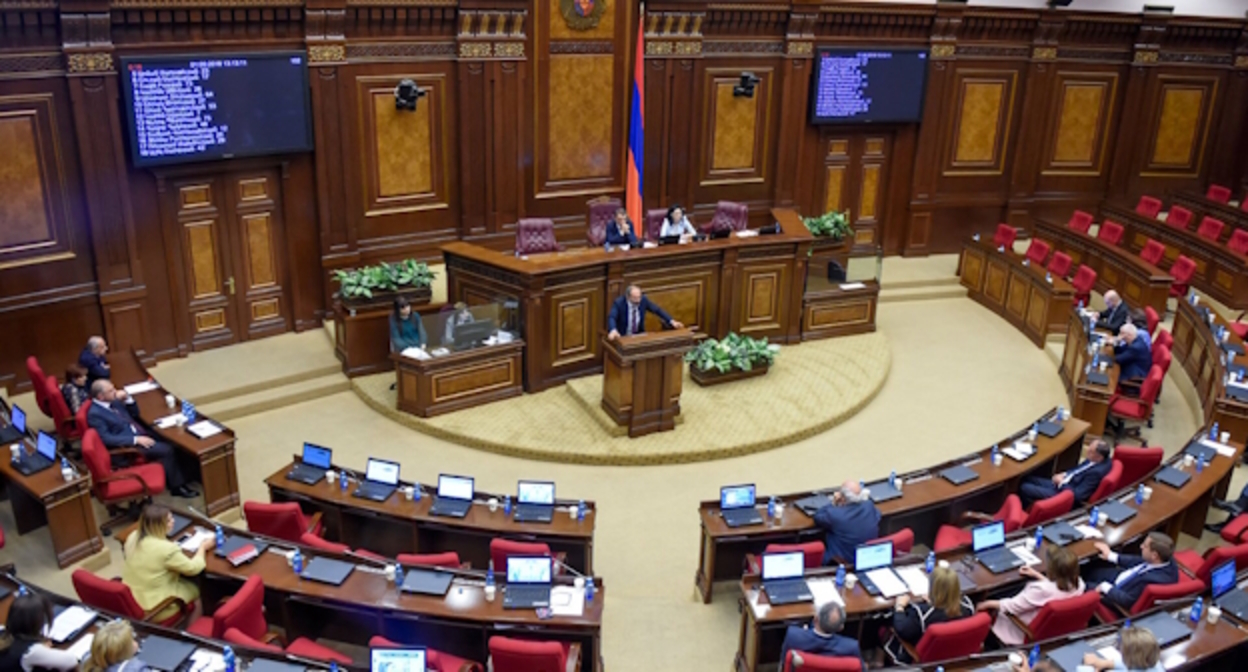 Заседание парламента Армении, фото: пресс-служба Нацсобрания Армении, http://parliament.am/?lang=rus