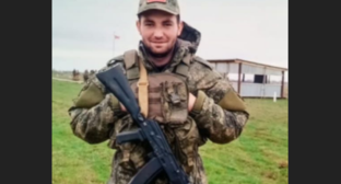 Нурали Махов. Скриншот-фото из Telegram-канала администрации Адыге-Хабльского района от 28.12.23, https://t.me/adygehabl/10102