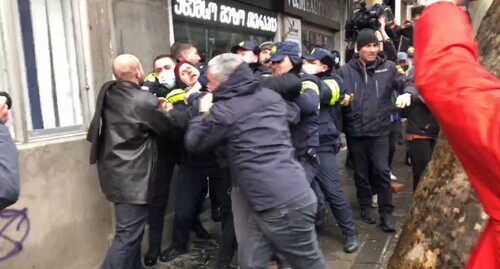 На видео с ночующими на улице студентами отреагировало Министерство науки и высшего образования