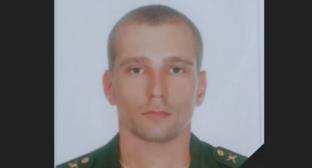 Павел Печенкин. Скриншот фото из Telegram-канала администрации Икрянинского района от 31.03.25, https://t.me/ikradm/10241