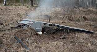 Обломки БПЛА. Иллюстрация создана "Кавказским узлом" с помощью ИИ в программе Photoshop