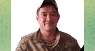 Серик Муталиев. Скриншот публикации администрации Володарского района https://t.me/regionvol/9678