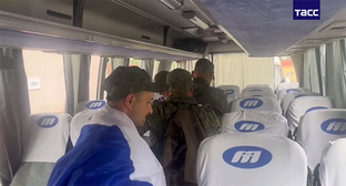 Обмен пленными. 19 июня 2025 г. Скриншот видео https://t.me/kavkaz_tass/15329