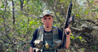 Вахит Башиев. Скриншот фото из Telegram-канала администрации Володарского района от 15.08.25, https://t.me/regionvol/10592. Вахит Башиев. Скриншот фото из Telegram-канала администрации Володарского района от 15.08.25, https://t.me/regionvol/10592.