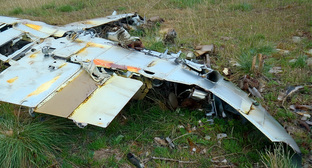 Обломки БПЛА. Иллюстрация создана "Кавказским узлом" с помощью ИИ в программе Copilot Обломки БПЛА. Иллюстрация создана "Кавказским узлом" с помощью ИИ в программе Copilot