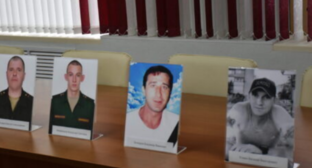 Портреты убитых в военной операции бойцов. Скриншот фото из Telegram-канала администрации Камышинского района от 19.09.25, https://t.me/kamyshinskiirn/21322 Портреты убитых в военной операции бойцов. Скриншот фото из Telegram-канала администрации Камышинского района от 19.09.25, https://t.me/kamyshinskiirn/21322