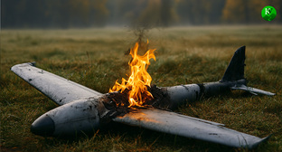 Горящий БПЛА. Иллюстрация создана "Кавказским узлом" с помощью ИИ в программе Copilot Горящий БПЛА. Иллюстрация создана "Кавказским узлом" с помощью ИИ в программе Copilot