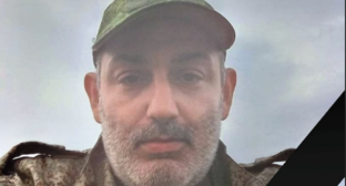 Алик Золотов. Скриншот фото из Telegram-канала администрации Икрянинского района от 01.10.25, https://t.me/ikradm/11835. Алик Золотов. Скриншот фото из Telegram-канала администрации Икрянинского района от 01.10.25, https://t.me/ikradm/11835.