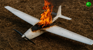 Горящий БПЛА. Иллюстрация создана "Кавказским узлом" с помощью ИИ в программе Copilot Горящий БПЛА. Иллюстрация создана "Кавказским узлом" с помощью ИИ в программе Copilot