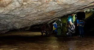 Эвакуация туристов в горах Карачаево-Черкесии. 5 ноября 2025 г. Фото: Олег Фёдоров / CHITA.RU Эвакуация туристов в горах Карачаево-Черкесии. 5 ноября 2025 г. Фото: Олег Фёдоров / CHITA.RU