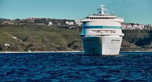 Круизный лайнер Astoria Grande. Фото: пресс-служба Astoria Grande Круизный лайнер Astoria Grande. Фото: пресс-служба Astoria Grande