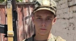 Владимир Круглов. Скриншот фото из Telegram-канала администрации Икрянинского района от 12.12.25, https://t.me/ikradm/12341. Владимир Круглов. Скриншот фото из Telegram-канала администрации Икрянинского района от 12.12.25, https://t.me/ikradm/12341.