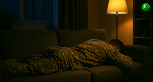 Военный дома. Иллюстрация создана «Кавказским узлом» с помощью ИИ в программе Copilot Военный дома. Иллюстрация создана «Кавказским узлом» с помощью ИИ в программе Copilot