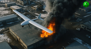 БПЛА над территорией предприятия. Иллюстрация создана «Кавказским узлом» с помощью ИИ в программе Copilot