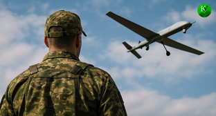 Военный на СВО. Иллюстрация создана «Кавказским узлом» с помощью ИИ в программе Copilot