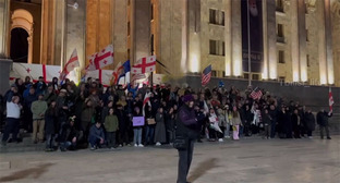 Акция протеста в Тбилиси. 5 апреля 2026 г. Скриншот видео https://t.me/Tbilisi_life/45750
