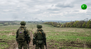 Военнослужащие. Иллюстрация создана "Кавказским узлом" при помощи ИИ в программе Copilot