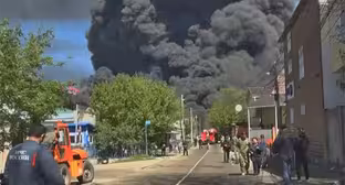 Дым от пожара после атаки беспилотников в Туапсе. Фото: пресс-служба губернатора Краснодарского края