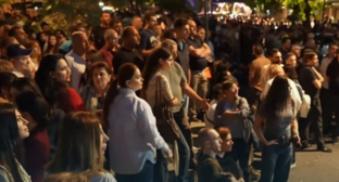 Акция протеста у здания ЦИК Армении. Фото Armlur от 14.06.26, https://t.me/armluram/77688.