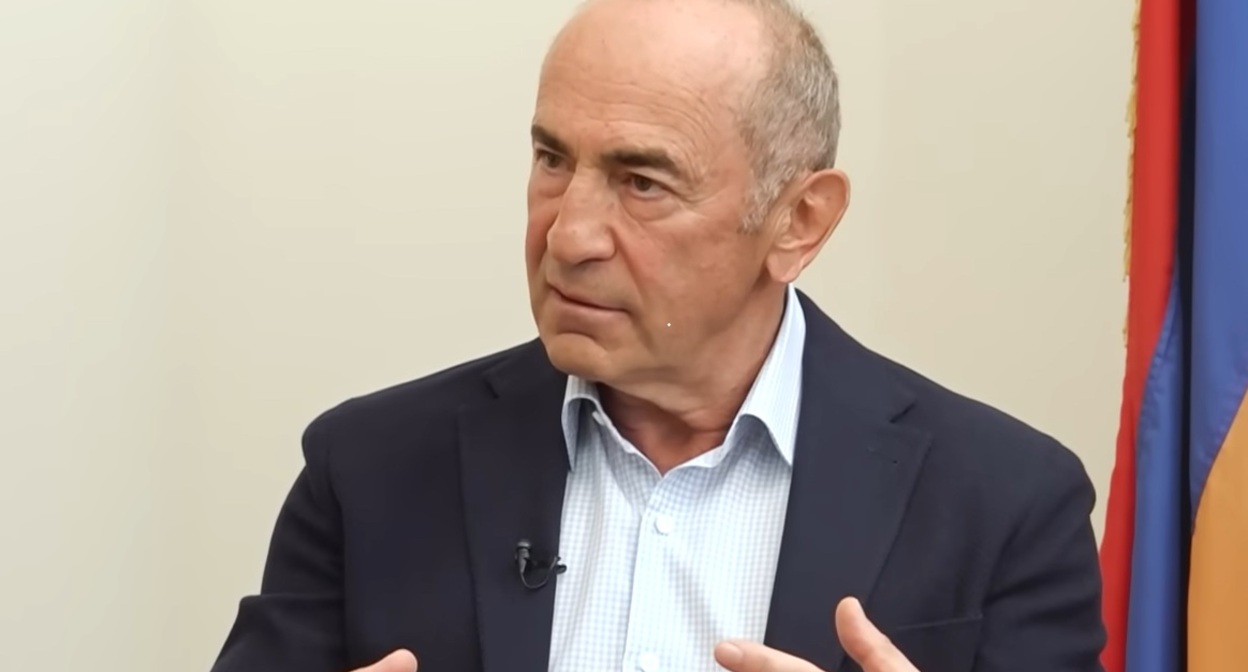 Роберт Кочерян. Скриншот https://robertkocharyan.am/