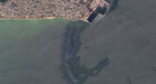 Нефтяная пленка близ Таганрога. Скриншот фото Sky Eye от 11.07.26, https://t.me/greensatru/220.